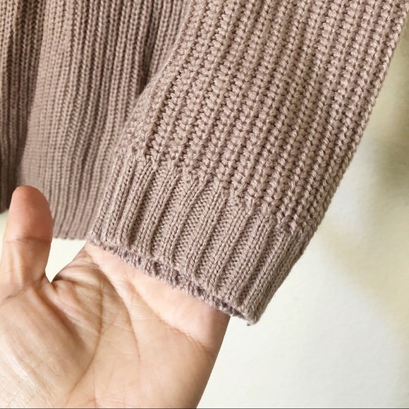 🌵Sweater🌵 - Picture 3 of 5